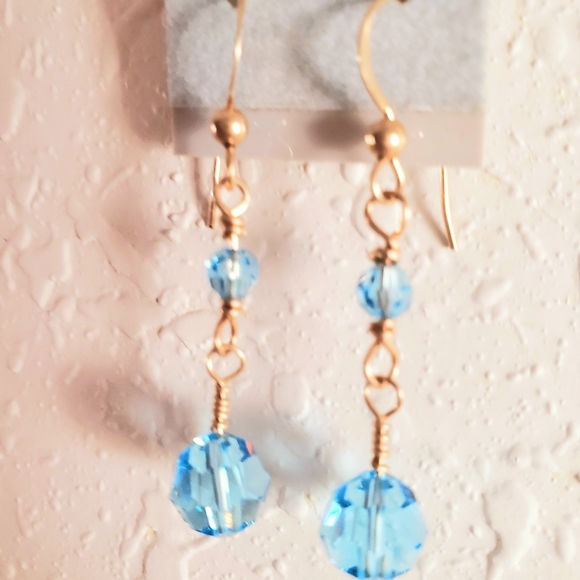 Handmade Swarovski 14KGF earrings - Picture 2 of 2